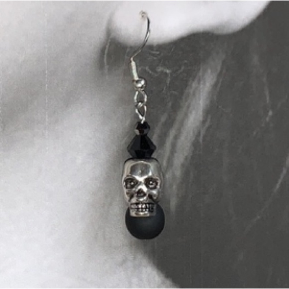 Handmade Drop Dangle Silvertone Skull Charm Pendant Earrings Halloween Themed